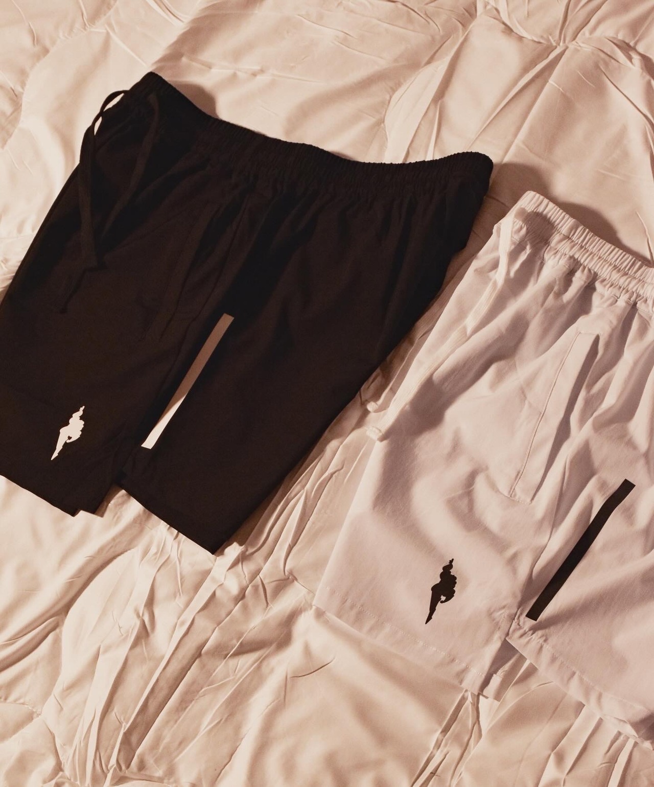 リフレクトランニングショーツ　ホワイト