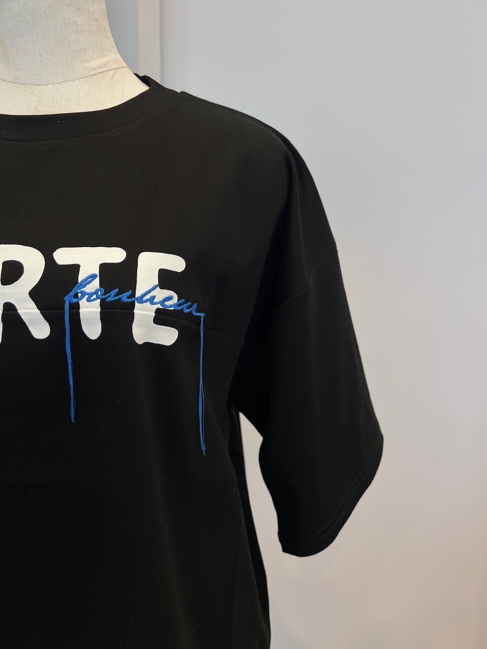 【ESPEYRAC】フリンジロゴプリントT 7611006