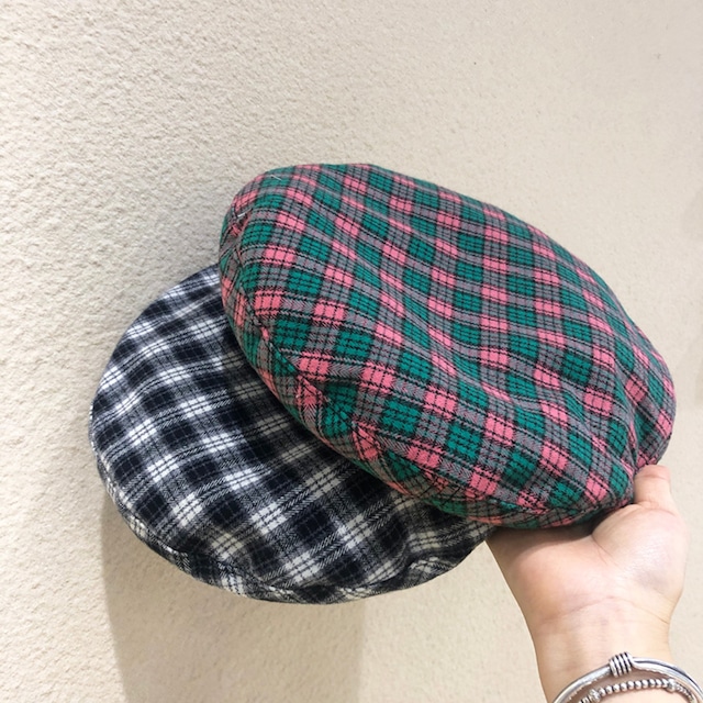 retro checkered beret