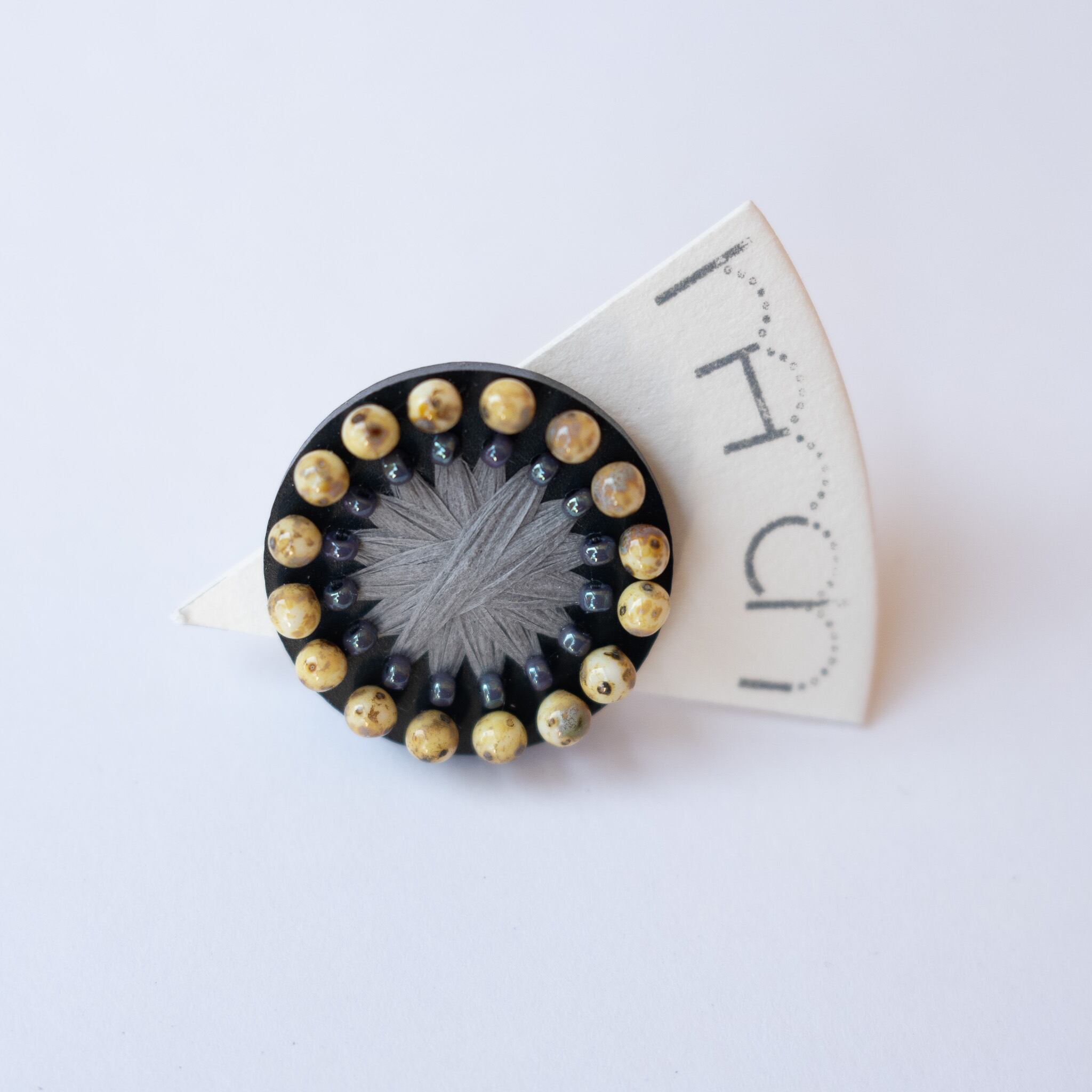 Φ25　ピンバッジ[02]