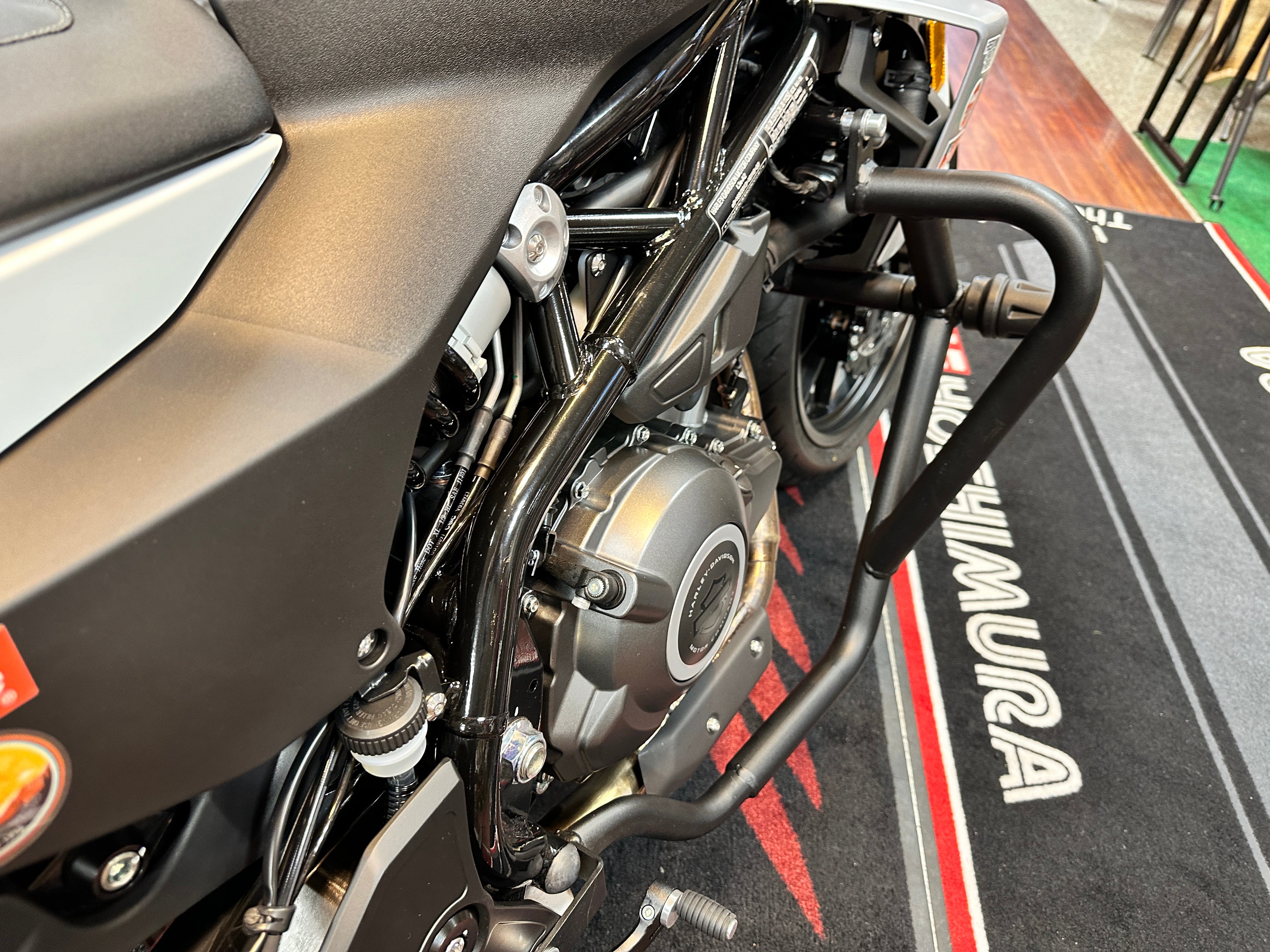 エンジン ガード スズキ用 ヴストロム用 DL650用 2019-2023 バンペ