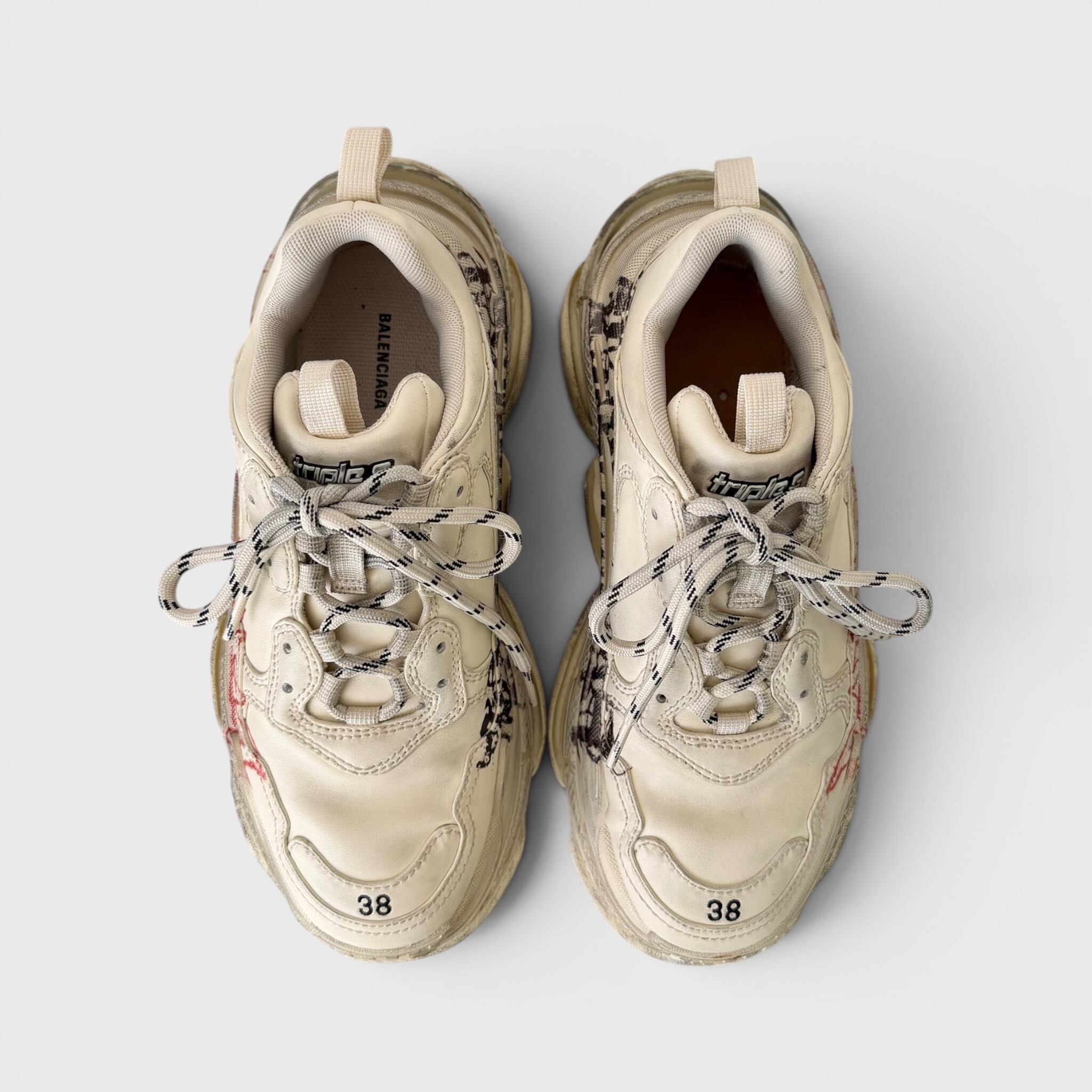 BALENCIAGA Triple S Graffiti Sneaker White 38 | BRAND RESORT