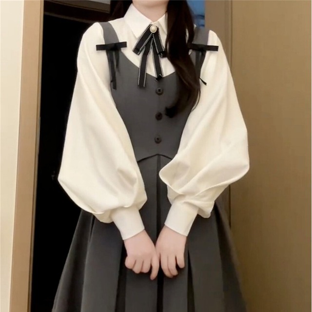 クラロリ｜気品漂うベスト風デザイン パフスリーブブラウス＆ジャンパースカート 2点セットアップ｜SEASONZ