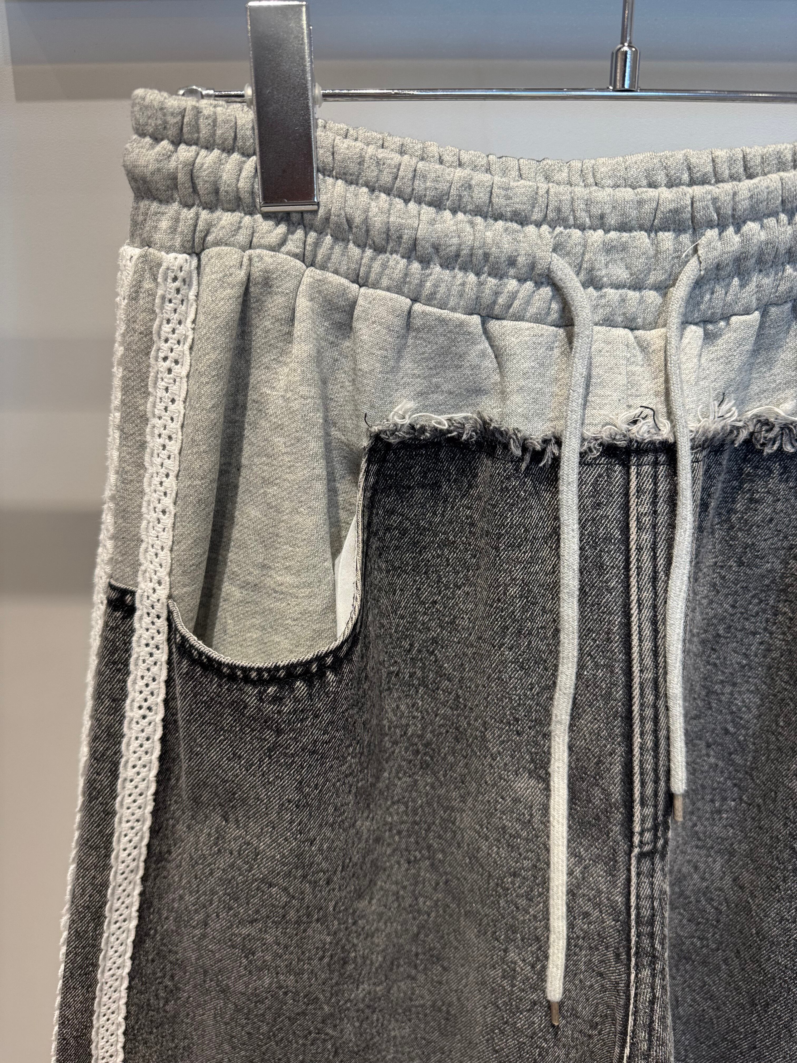 black denim docking lace line sweat pants