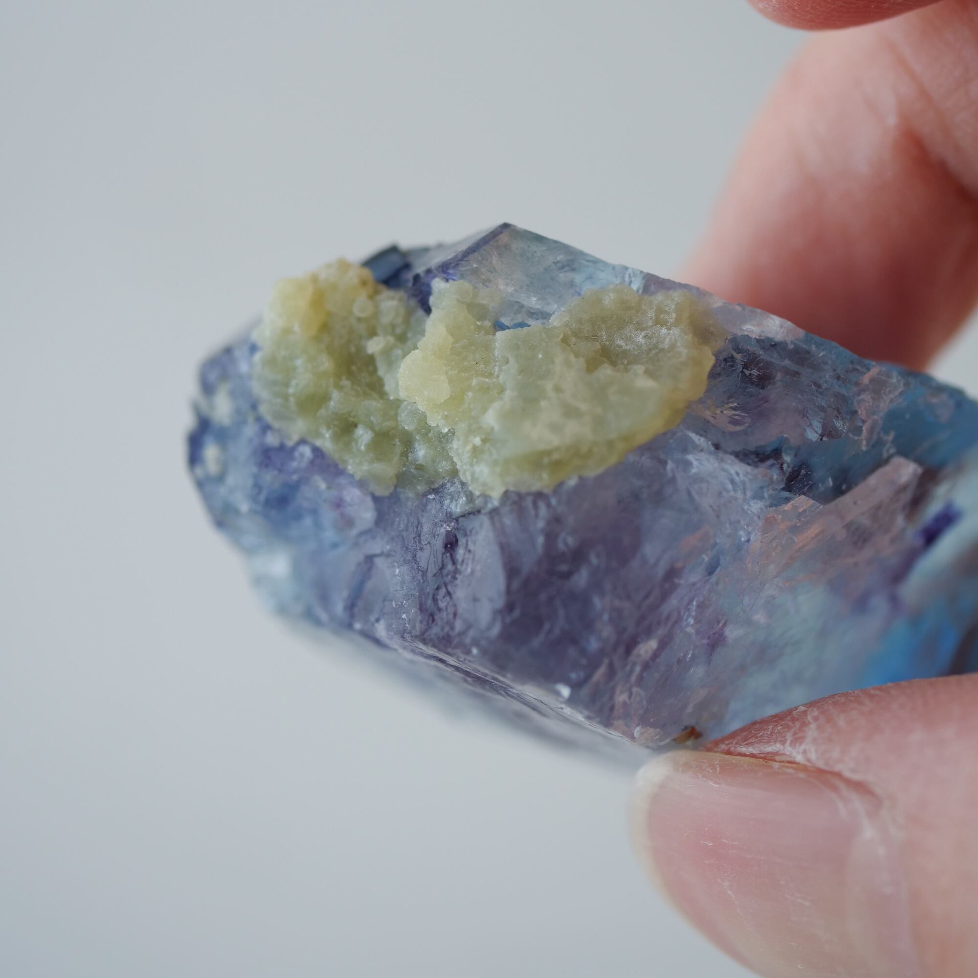ヤオガンシャン産 フローライト / 原石 標本 | ariife.公式オンライン