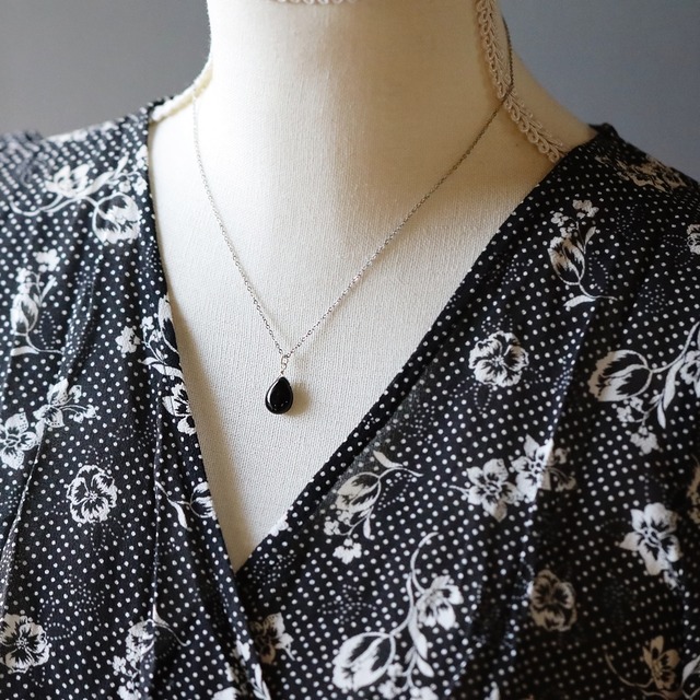 最強★希少 モリオンのひと粒ネックレス｜つけっぱなしOK アレルギー対応｜選べるカラー ゴールド or シルバー