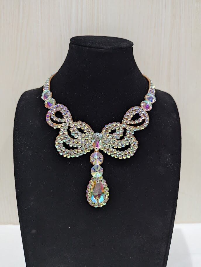 社交ダンスネックレス　上品な迫力の華やかさが素敵なエンジ系　　　お楽しみ付き 社交ダンス ネックレス ダンス衣装アクセサリー ゴージャス 豪華