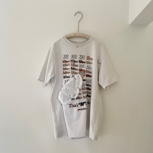 hisakanao/T-shirt sneaker