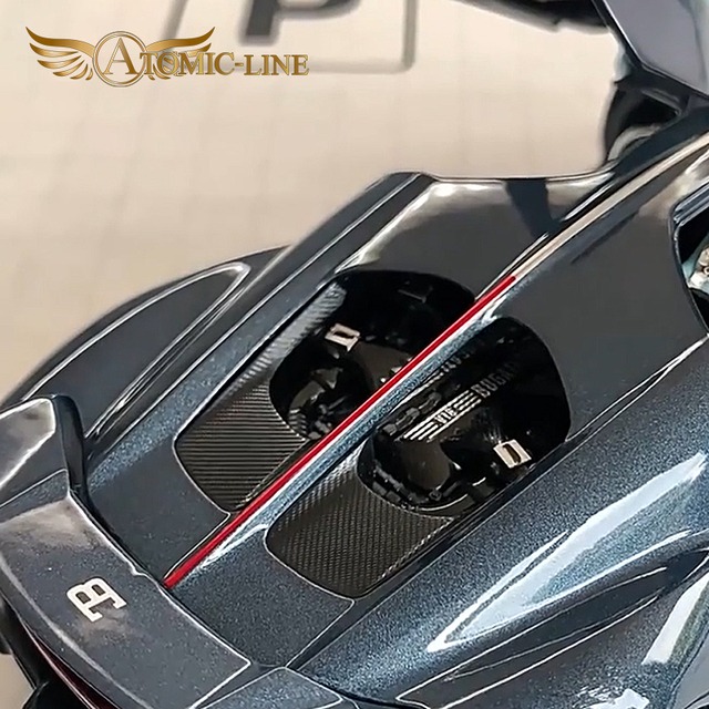 ブガッティ トゥールビヨン 1/32 ミニカー 全3色 ライト点灯 エンジンサウンド 合金モデル 模型 ジオラマ