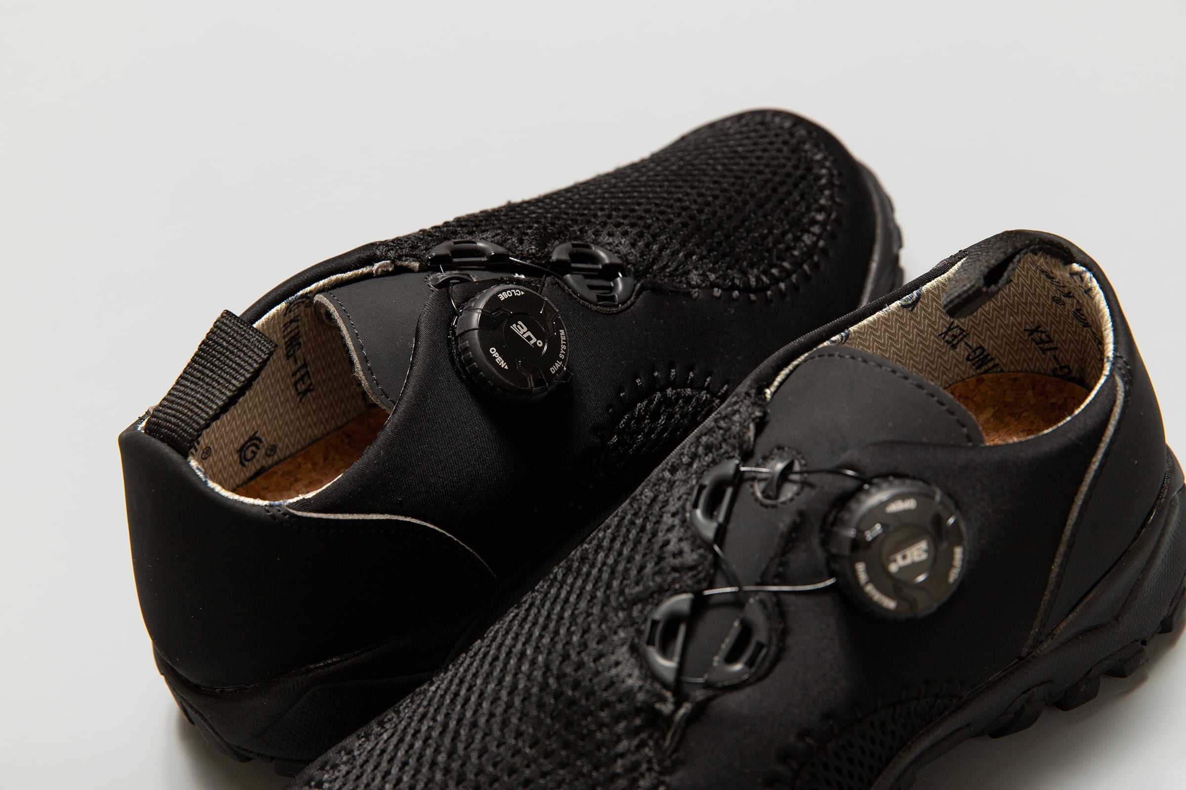 pg FRESH | BLK | PLAYGROUND | スニーカーショップ