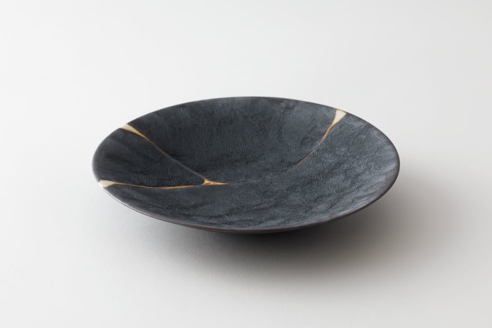 徳幸窯】有田焼／銀結晶釉 中皿 丸皿 16cmサイズ | ピースクラフツ