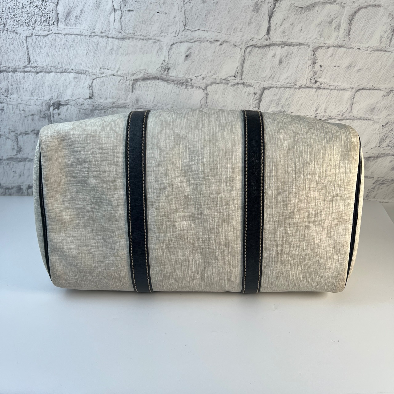 GUCCI グッチ  GGスプリーム レザー ボストンバッグ ホワイト A-8975