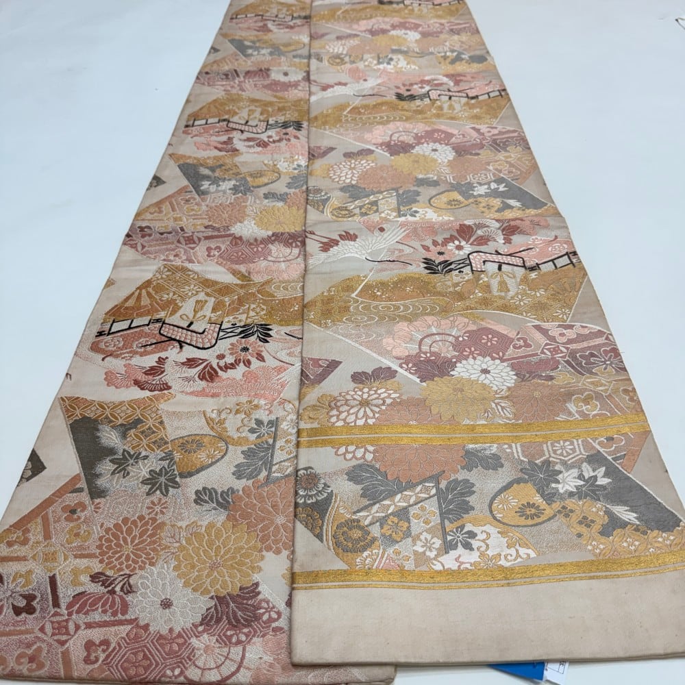 中古 丸帯 正絹 草花 全通柄 ベージュ Bランク 374cm 6258