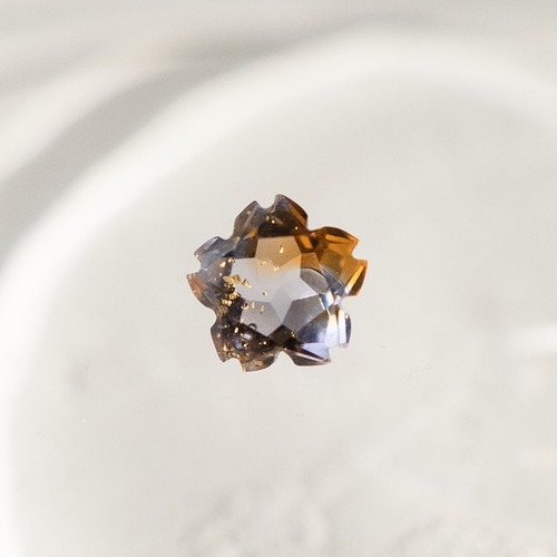 さくらシェイプカット　#70【硝子の宝石】箔入