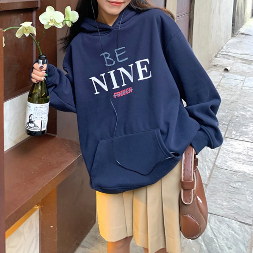 print logo kangaroo pocket hoodie J00177