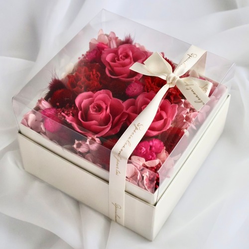 【プリザーブドフラワー】BOXフラワー｜両親贈呈品、各種お祝い