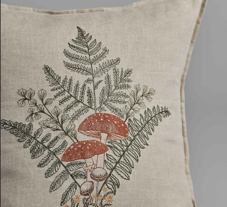 CORAL&TUSK「Mushrooms and Ferns Bouquet Pillow」キノコとシダ CORAL&TUSK「Mushrooms and Ferns Bouquet Pillow」キノコとシダ