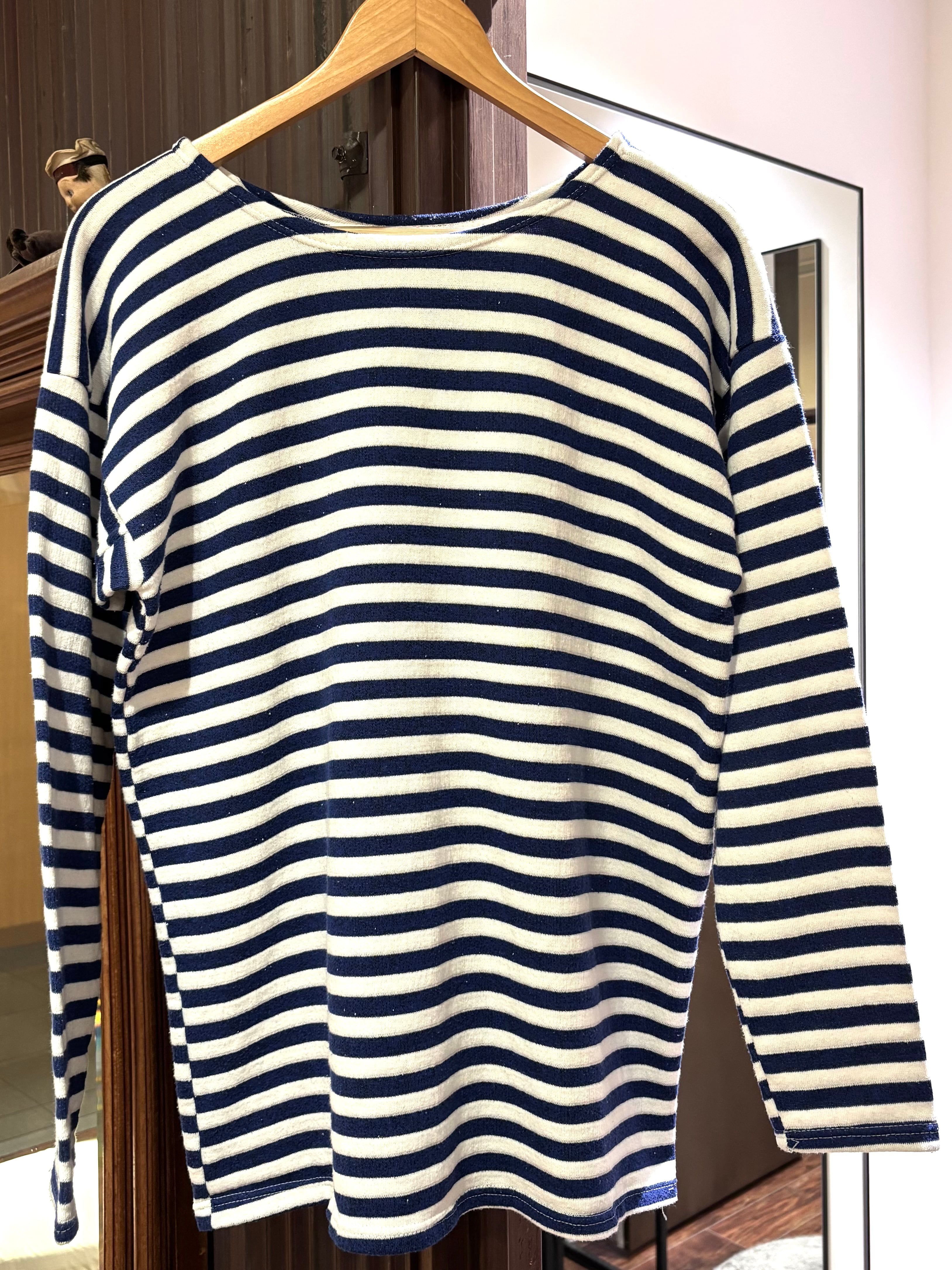 TOPS | STRAYSHEEP ONLINE