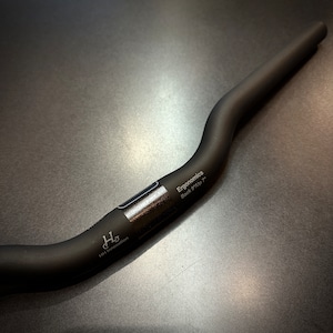 H&H Carbon Handlebar [Ergonomics Lowrise]