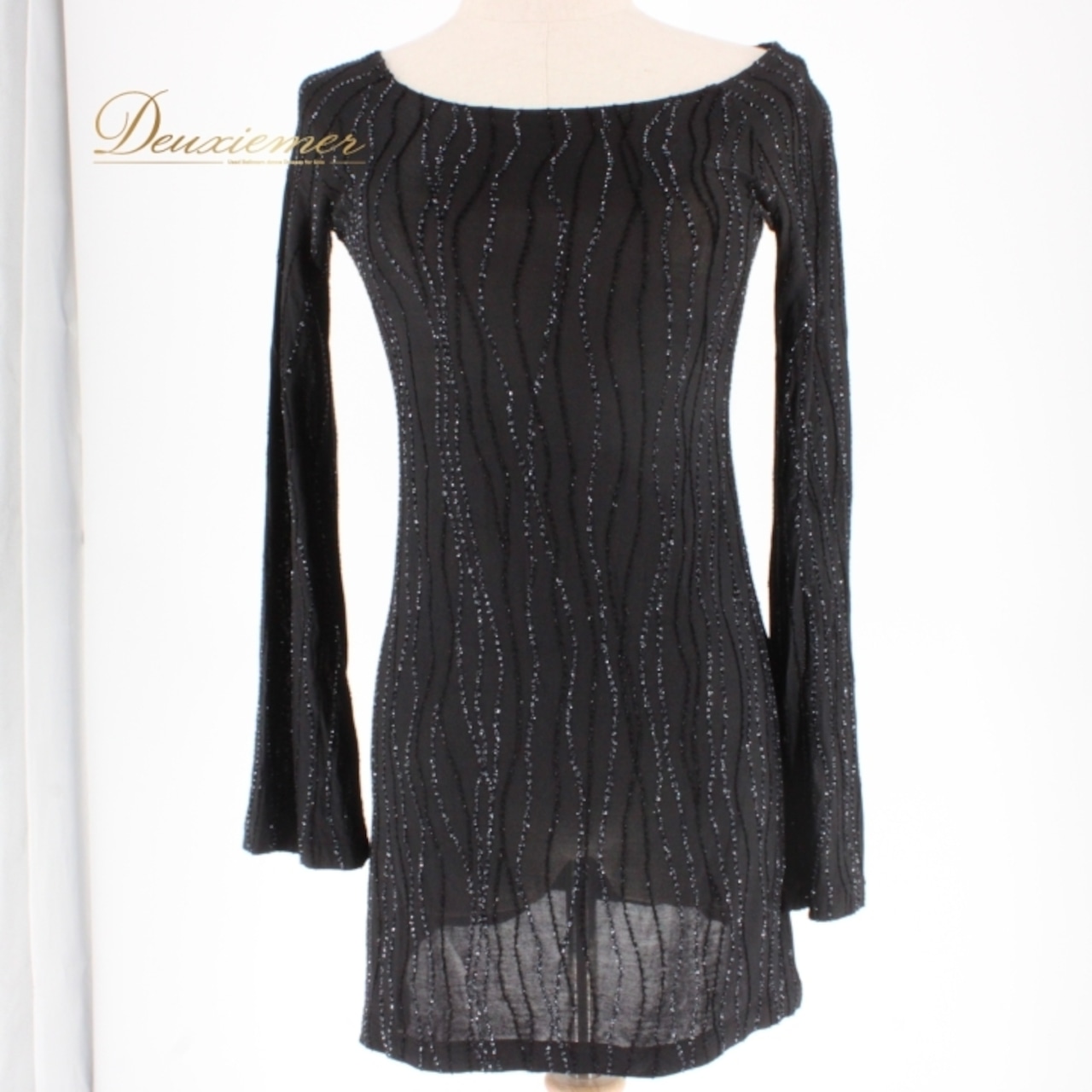 社交ダンス 衣装 スタンダード トップス レッスンウェア レディース Pianoforte di MaxMara 黒 ブラック系 長袖 練習着 フォーマル シンプル デザイン イタリア製 アーバン ブラック レディース トップス ダンス 練習着 フォーマルウェア ストレッチ スタイル 上品 おしゃれ 上質 発表会 しっとり 軽量