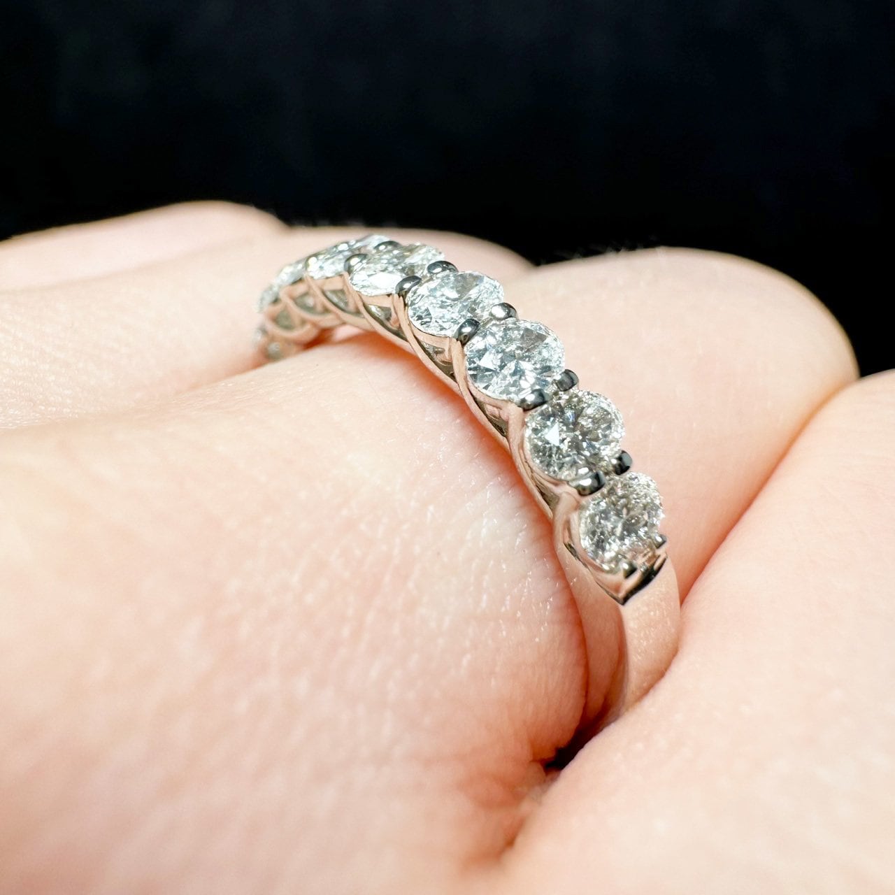 Pt950 0.70ct オーバルカット ダイヤモンド エタニティリング | カオキ
