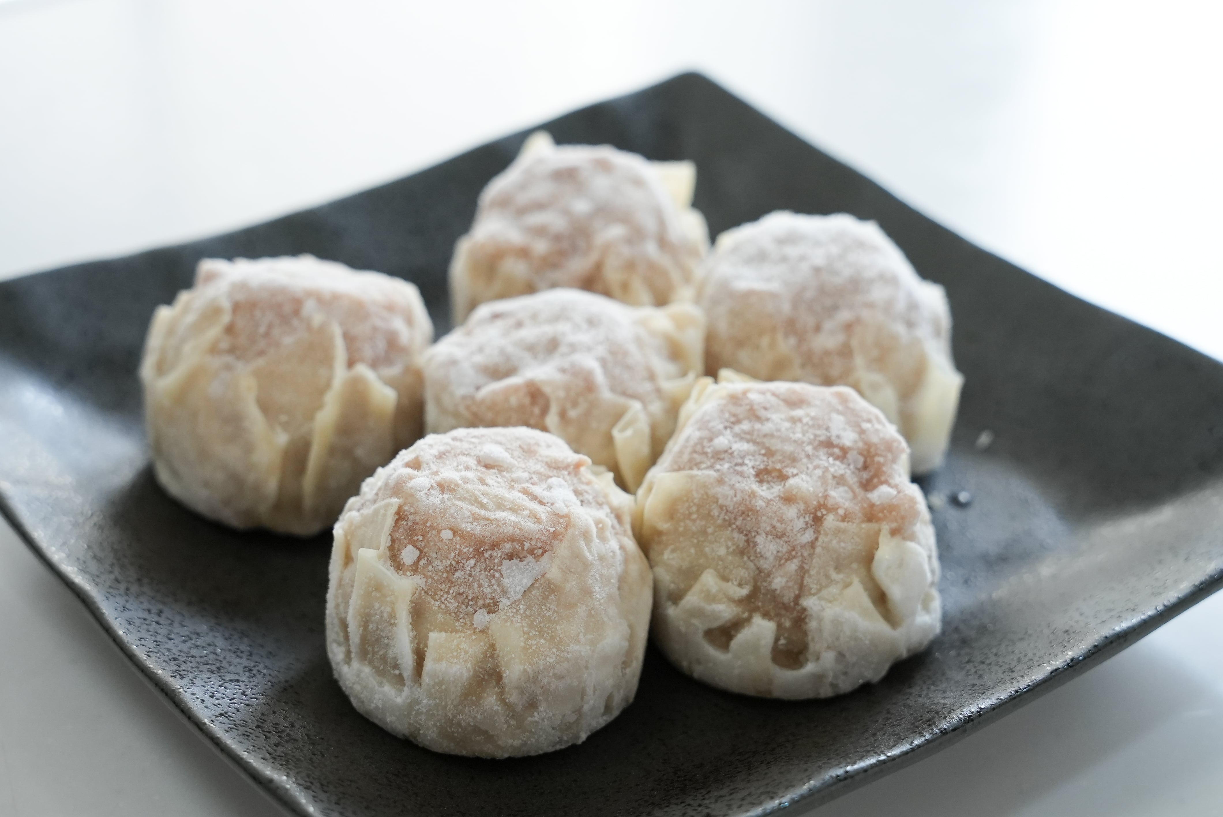 元祖・国産豚肉ジャンボ焼売 冷凍品 1個50g 30個入り | kiyomatsu