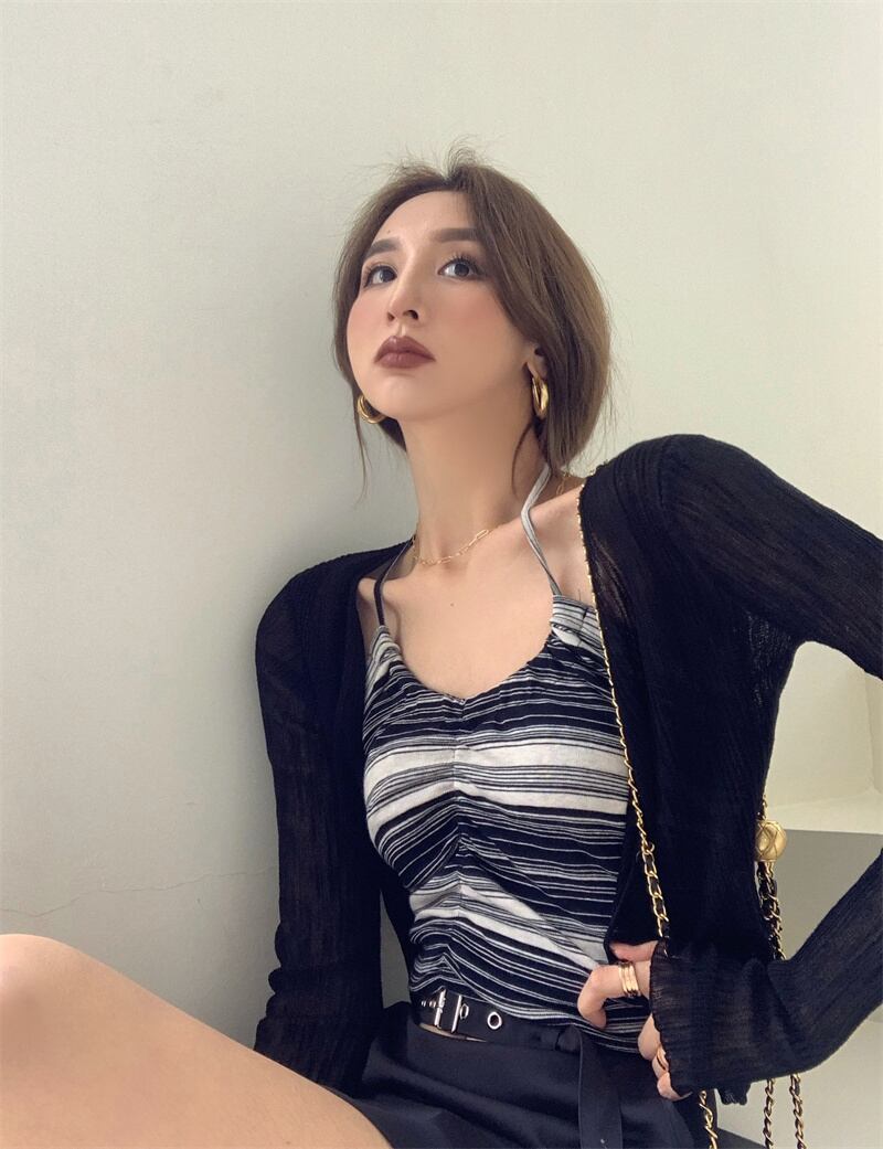 ニット ショートブラックカーディガンジャケット サマー薄手トップス ロング 夏物 ブラックストロベリース35842526041