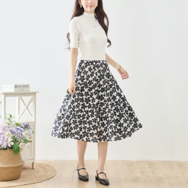 ドッキングワンピース フラワー柄 ニットトップス フレアスカート 半袖 花柄 N83-331 ホワイト TRUBE ミセス M L fmsd ゆったり 体型カバー 大人カジュアル きれいめ 半袖 上品 ミセス 春夏