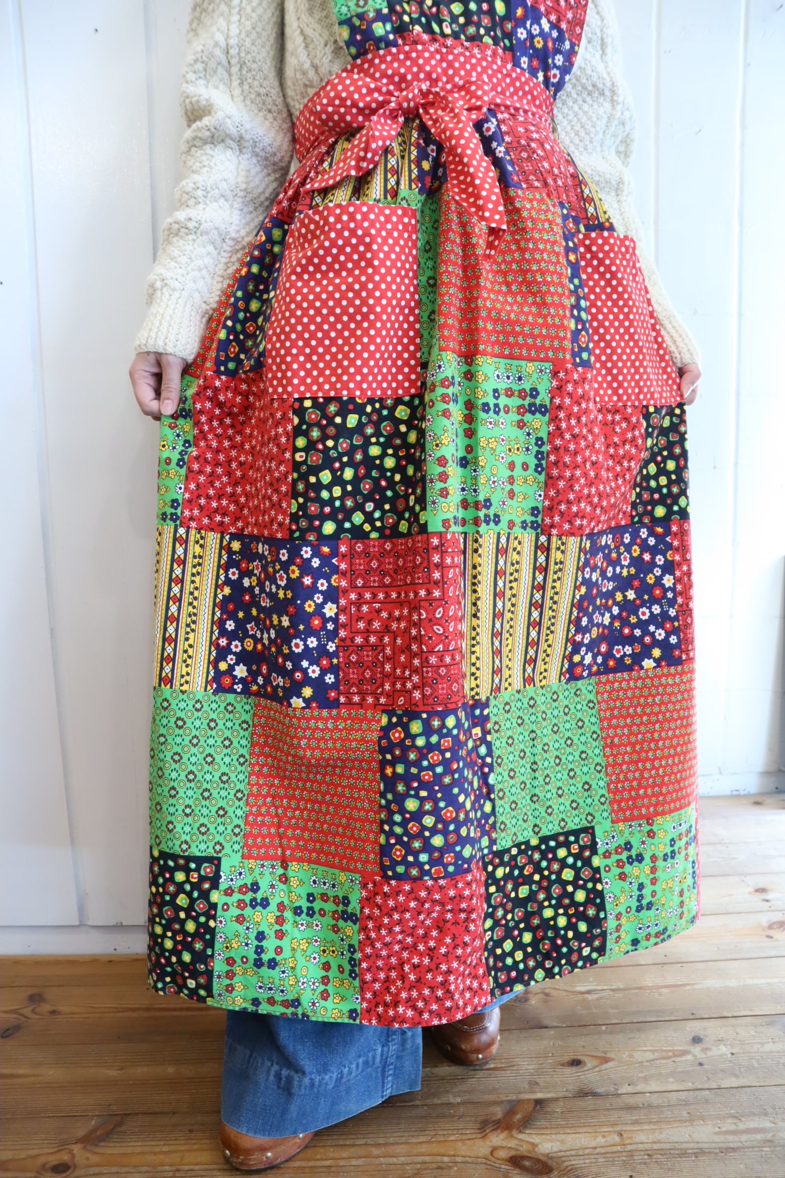 70s red×green patchwork pattern apron dress [l-4705] | Fizzvintage