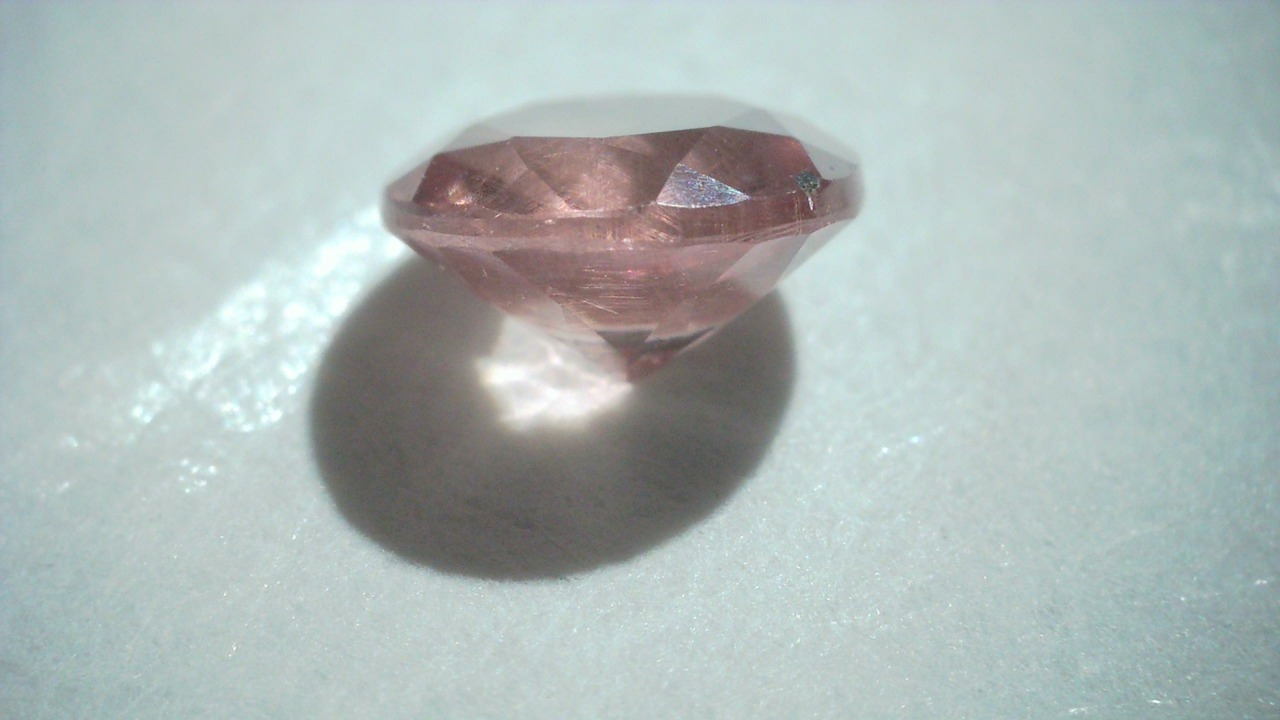 ドラゴンガーネット　0.49ct　[B4−133]