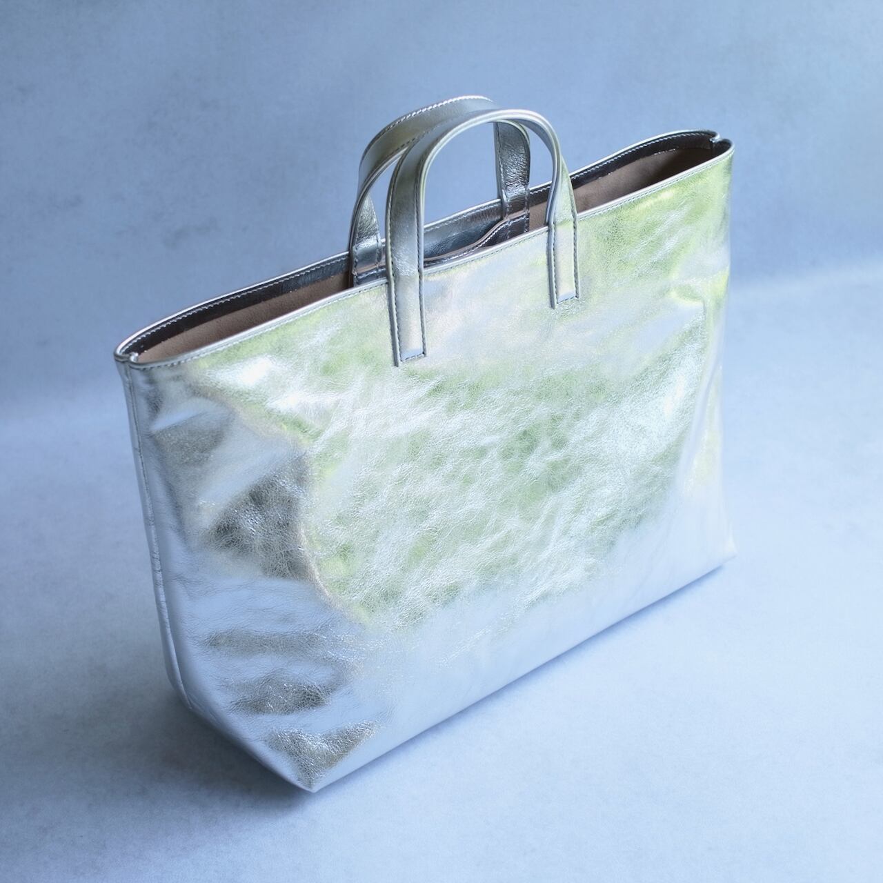 KZ TOTE BAG 02 SILVER | qan:savi