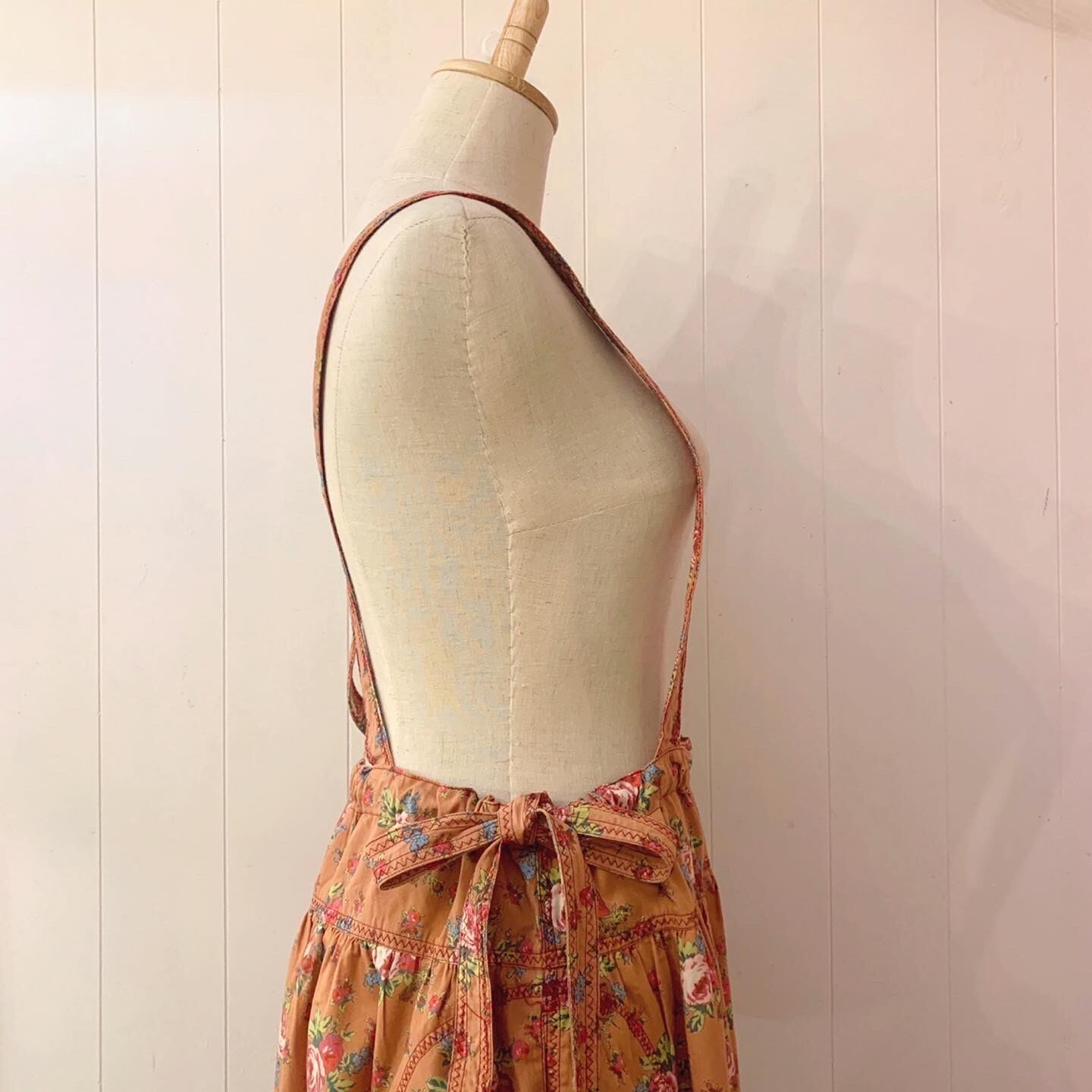 / orange rose cotton strap skirt