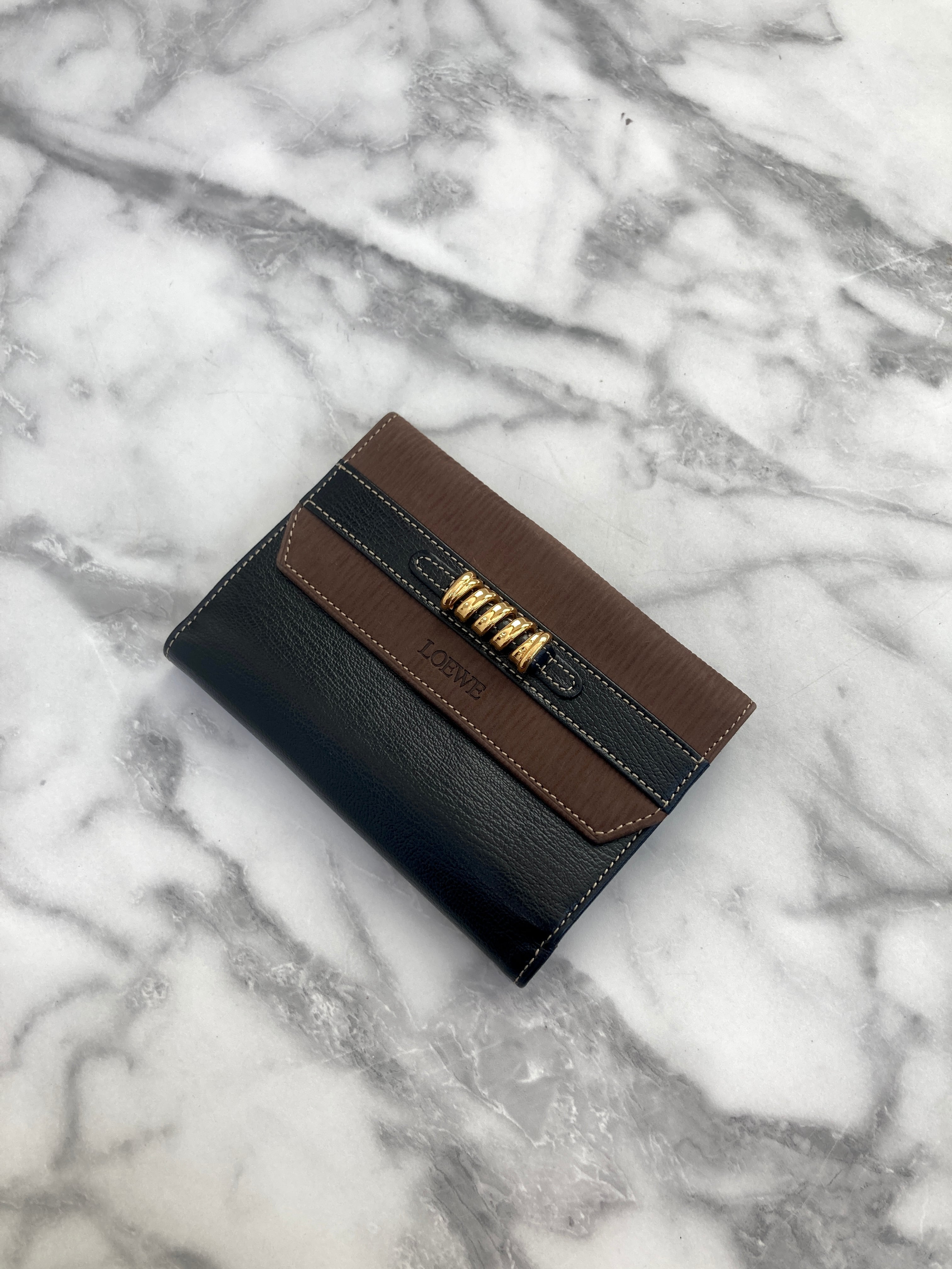 LOEWE ロエベ ベラスケス ツイスト コンビレザー 財布 ブラック LOEWE ロエベ ベラスケス ツイスト コンビレザー 財布 ブラック