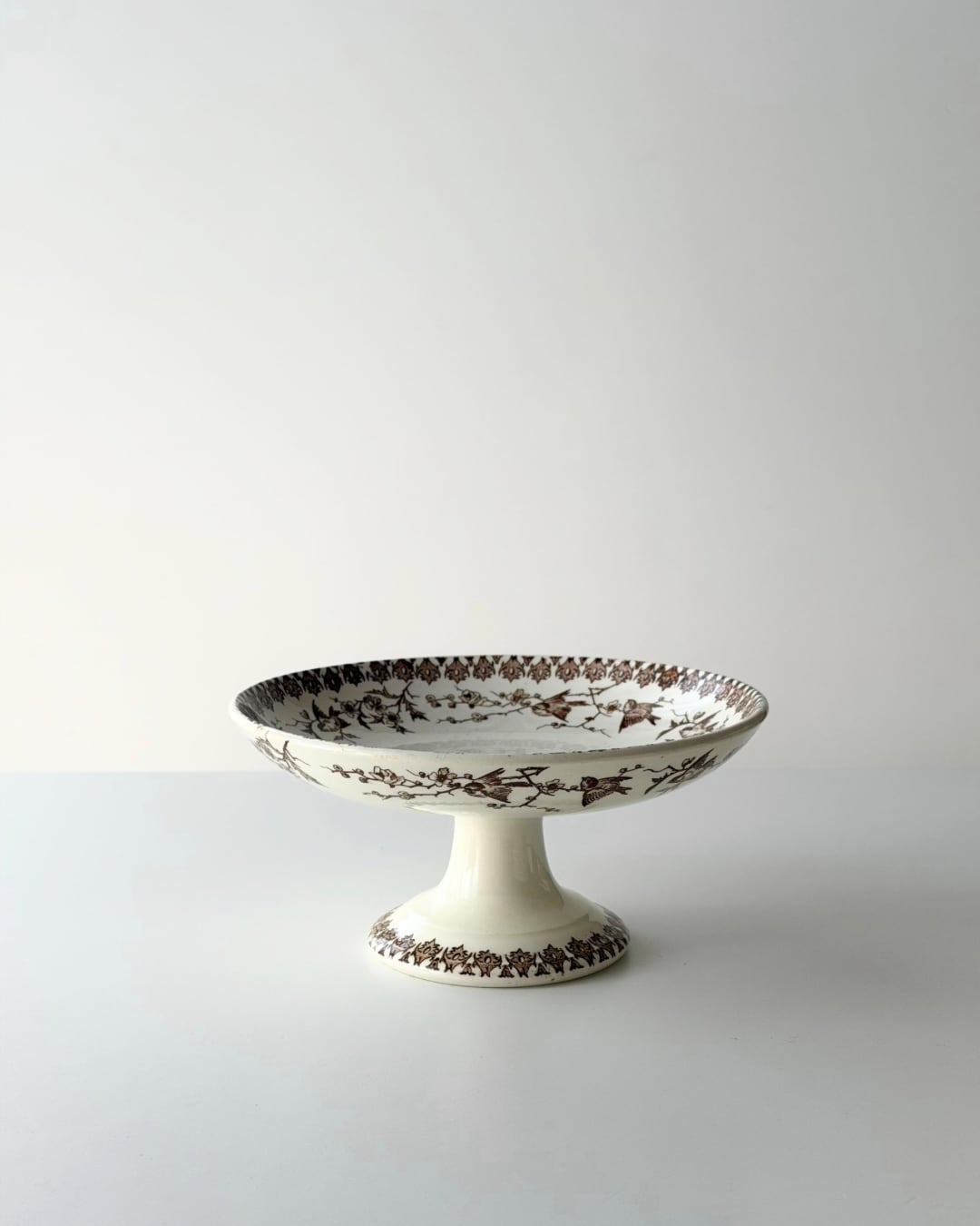 Choisy le roi ショワジールロワ / “LYONNAIS” 小鳥のコンポティエ