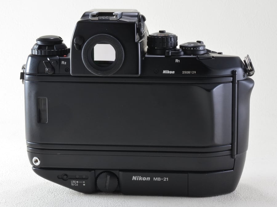 重厚感がたまらない】Nikon F4s ボディ 元箱付 ニコン（51258 ...