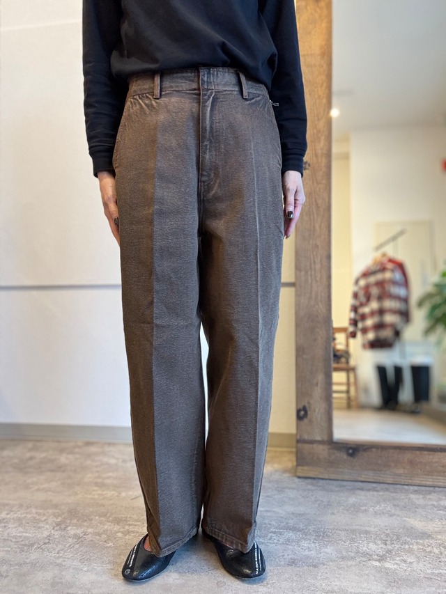 【WHYTO.】センタープレスデニムトラウザー