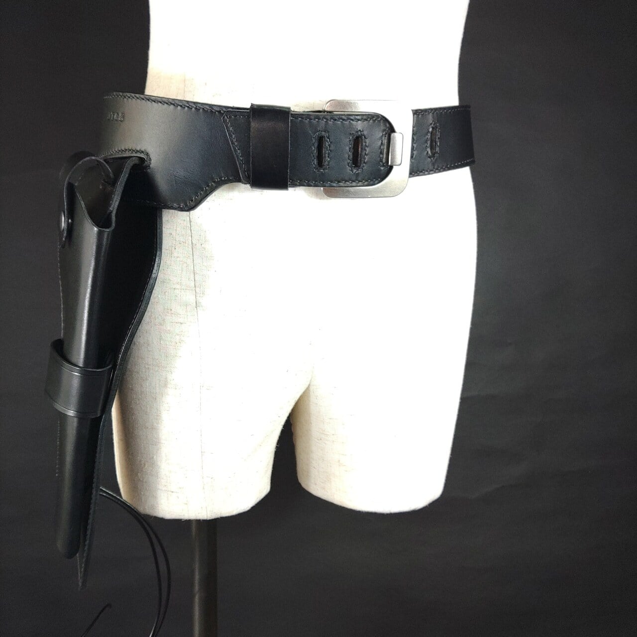 本革製オーダーメイドホルスター(S.C.M) | JTGS（ガンホルスターの専門店）