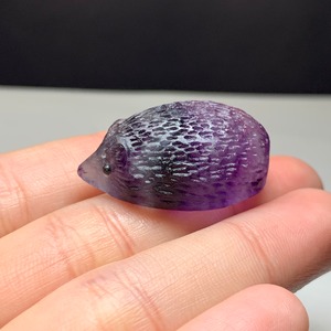 3.パープル系☆フローライト ハリネズミ