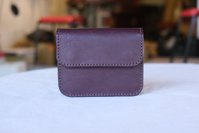 《即納》middle wallet【prugna】