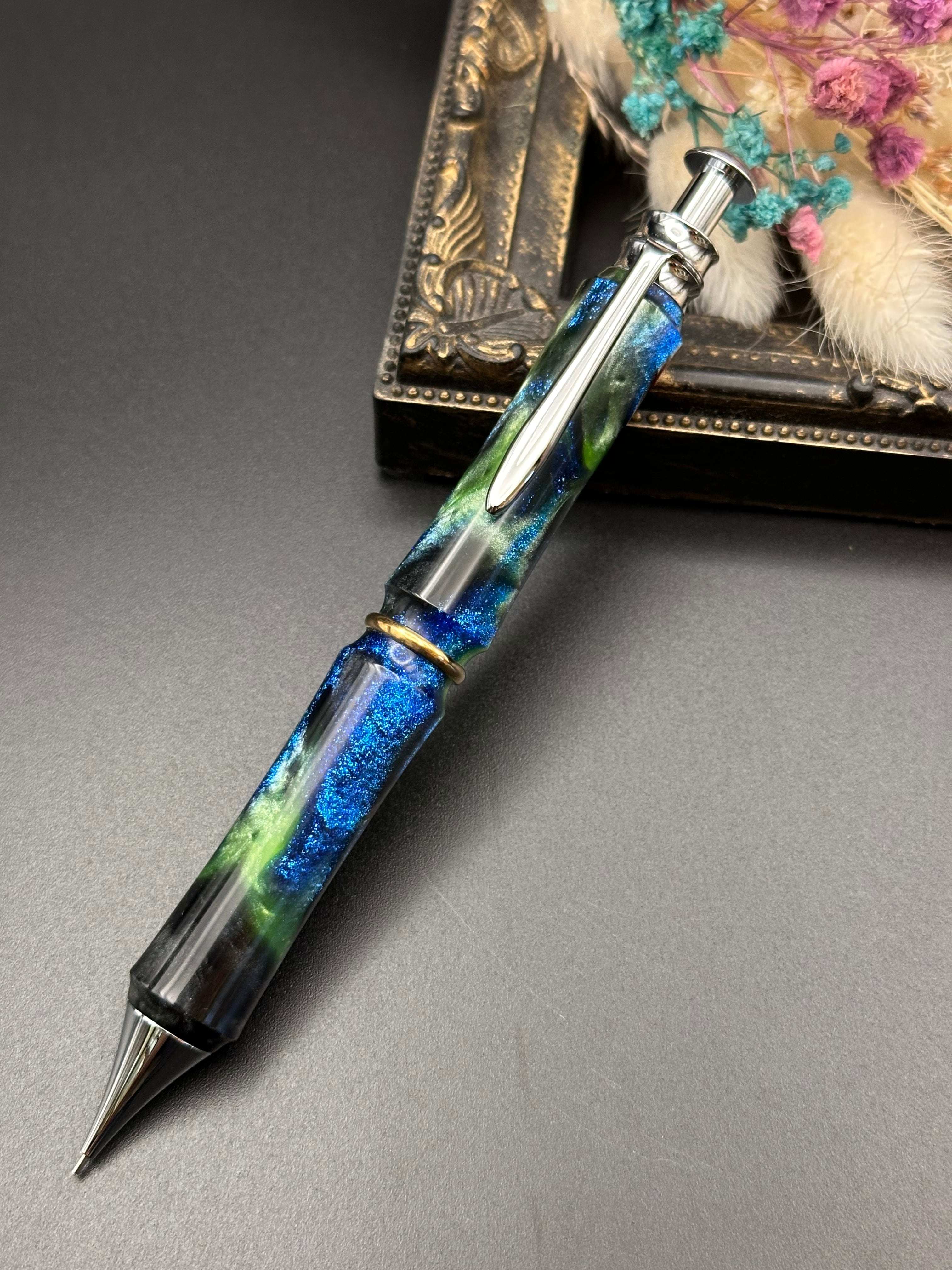 3:ホンジュラスローズウッド(瘤) 木軸シャープペンオリジナルグリップ