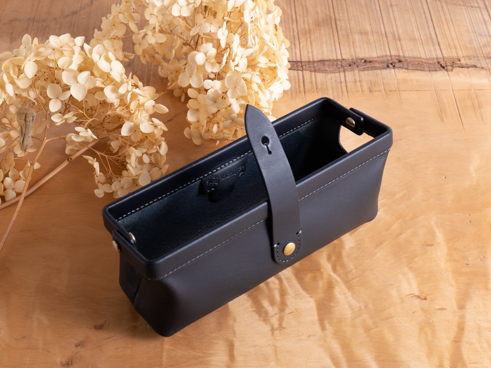 Paka-pen ＃ネイビー イタリアンレザーのペンケース 入学祝い、就職