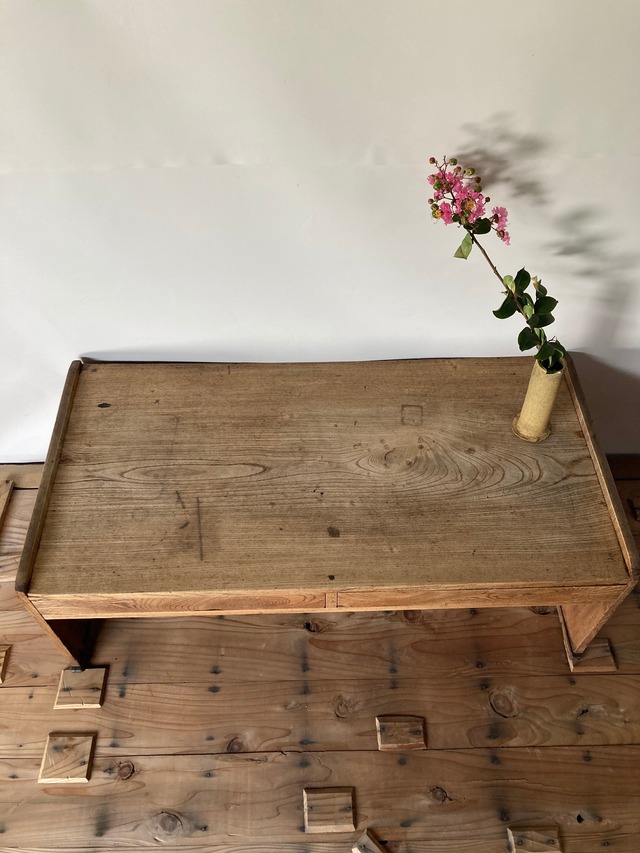 古い味わいのある文机〖古家具〗