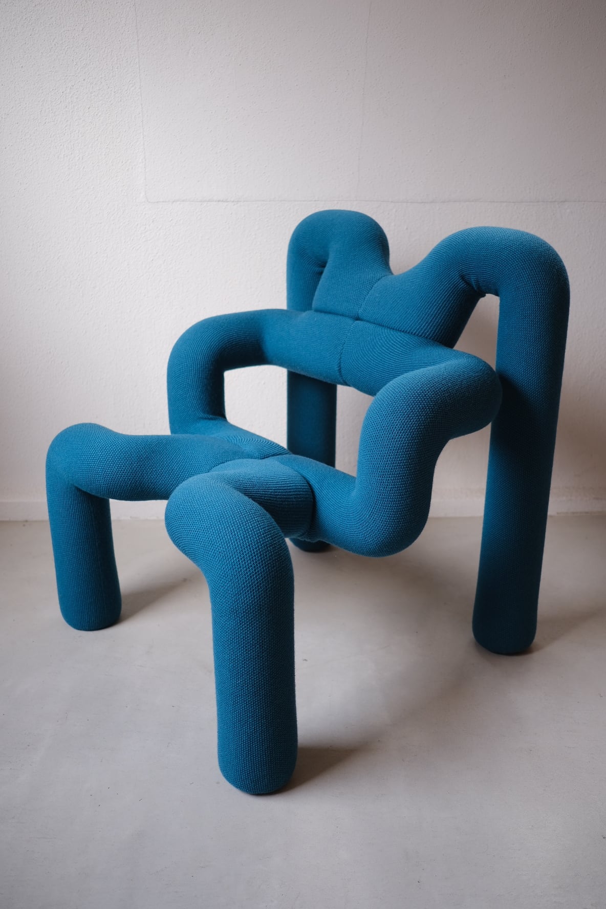 ekstrem chair エクストレムチェア | TORINOKI FURNITURE