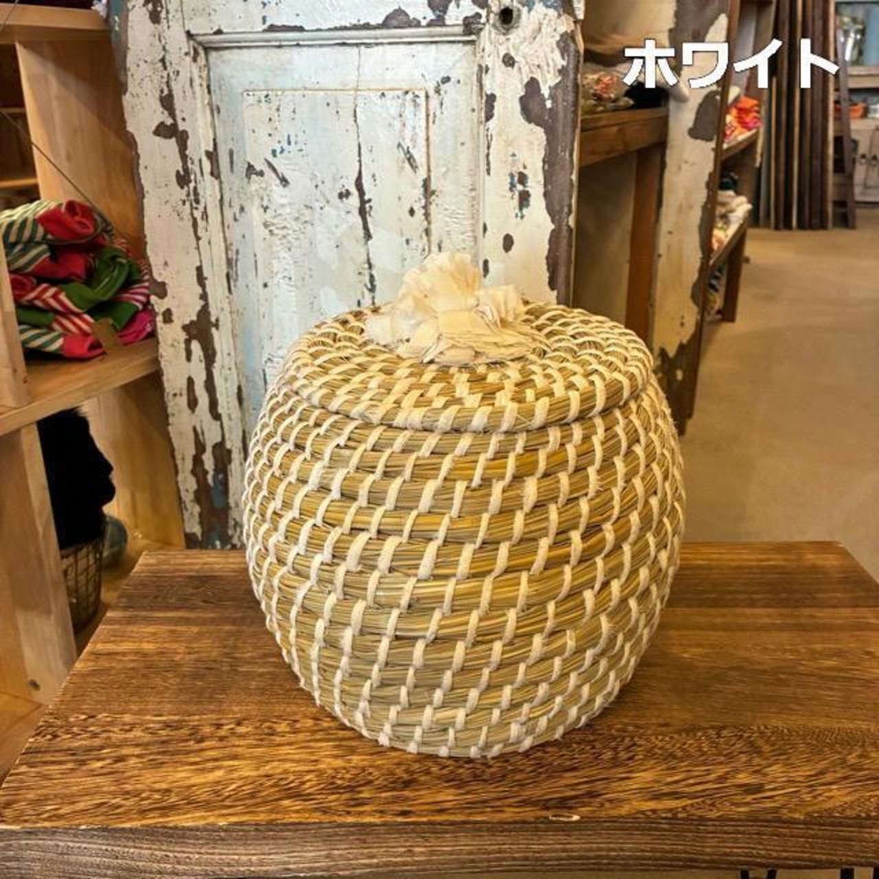 バングラディッシュ　カイザ草のふたつきナチュラルラウンドバスケット　全２色　 マルチ　ホワイト　People Tree　フェアトレード　エコシカル　サリー　カゴ