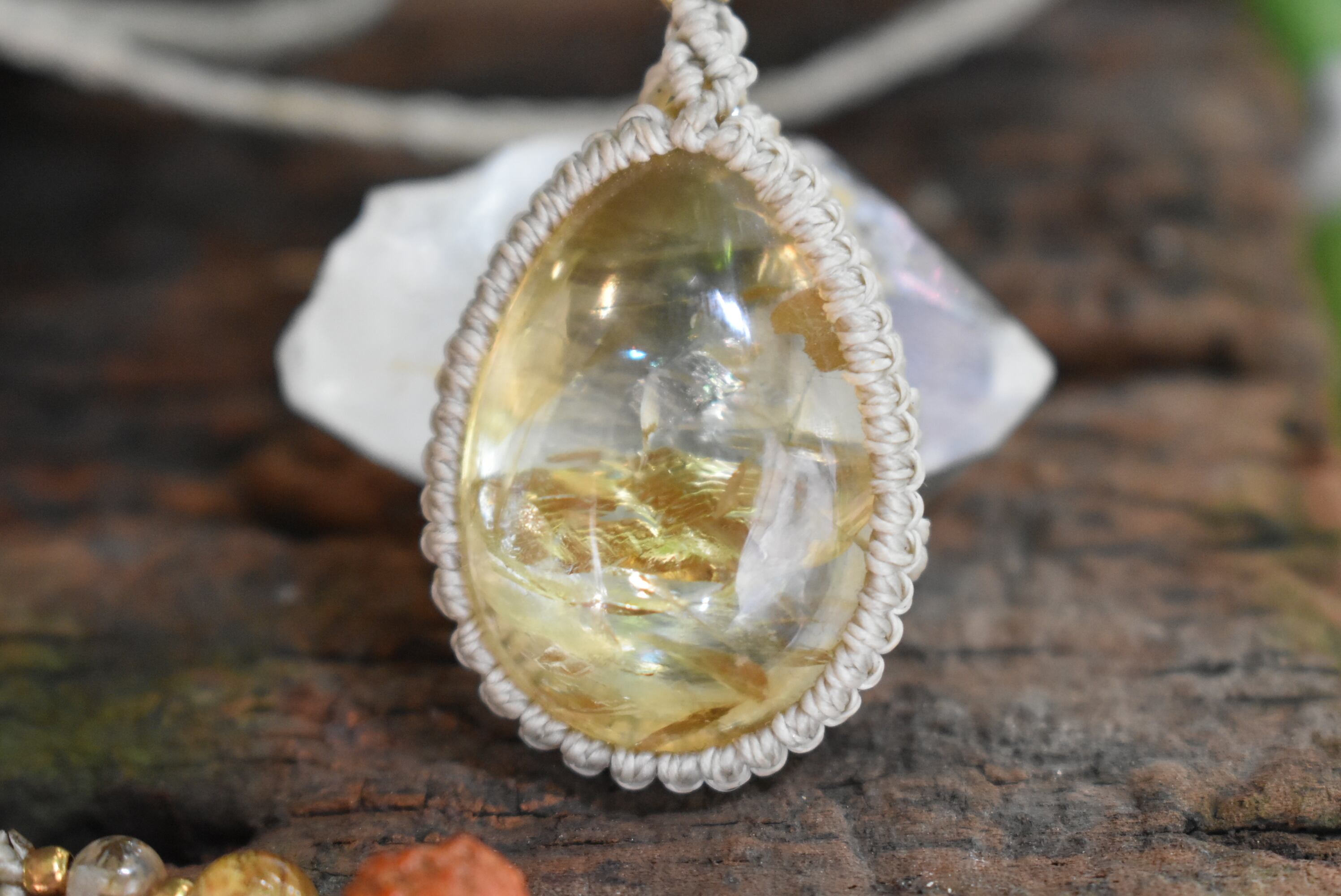 希少な輝き★一粒シトリン★マクラメペンダント