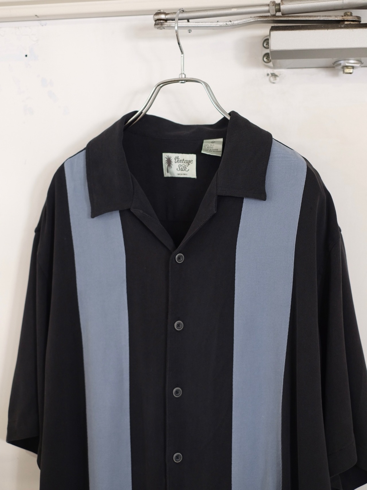 black silk s/s shirt