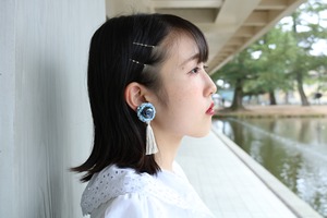 pierce/earring 魅惑のロゼット blue