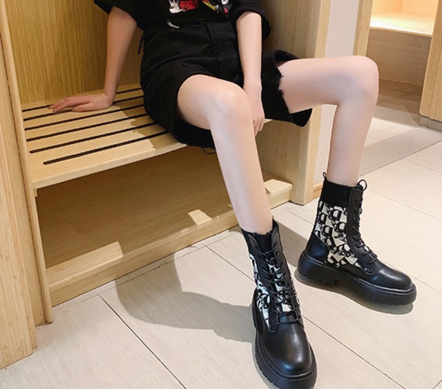 ブラック ブーツ モノクロ かわいい カジュアル 厚底 韓国ファッション 121