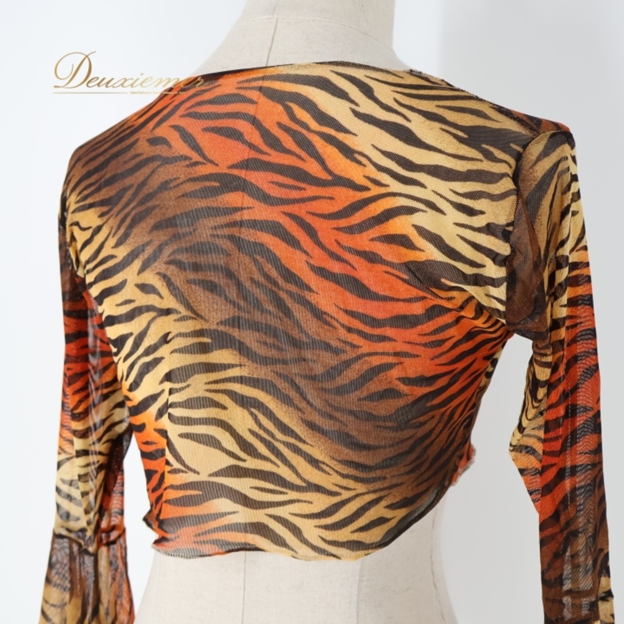ベリーダンス 衣装 チョリ トップス ブラック系 クイーン Queen エジプト製 ゼブラ柄 模様 練習 レッスン 伸縮 ストレッチ 黒 橙 茶 派手 イベント ステージ かっこいい 華やか ブラウス 羽織り オレンジ系 ブラウン系