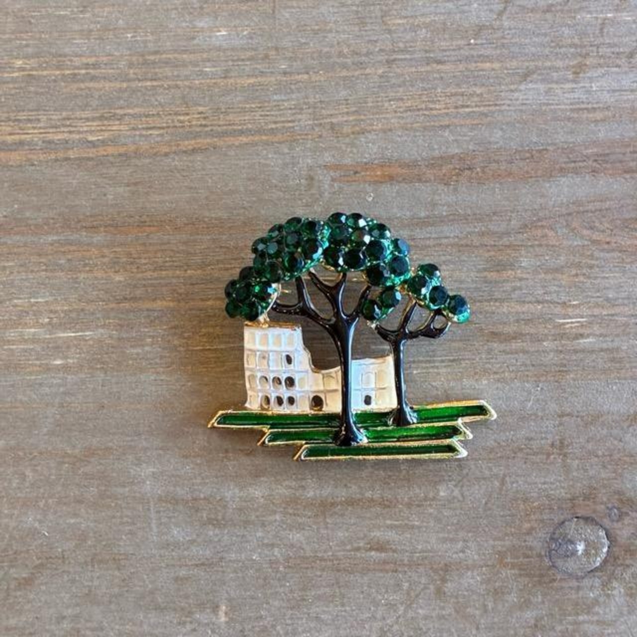 TOPANGA Jewelry　Bijou art brooch Colosseum　ビジューアートブローチ　コロッセオ　イタリア　プレゼント　プチギフト　ジャケット　帽子　バッグ　ニット